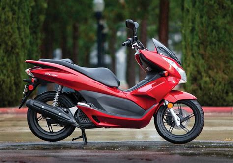 Populer 23+ Honda PCX150, Stiker Mobil