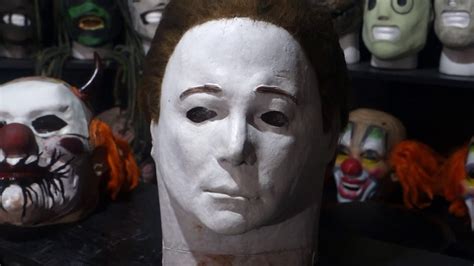 HALLOWEEN 4 MICHAEL MYERS MASK UNBOXING - YouTube