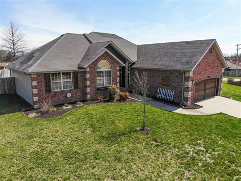 5400 S Carson Ave, Battlefield, MO 65619 | Trulia