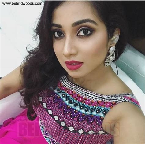 Shreya Ghoshal (aka) ShreyaGhoshal photos stills & images