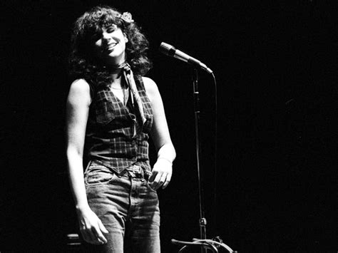 In Memoir, Linda Ronstadt Describes Her 'Simple Dreams' | WBUR