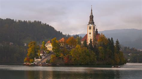 10 Places in Europe to Admire Fall Foliage - Ecobnb