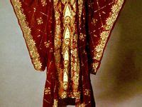 21 National dress for Qatar ideas | national dress, traditional dresses ...