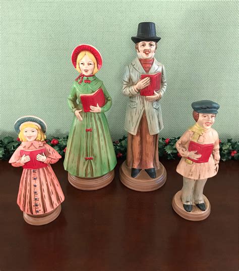 Vintage Christmas Carolers, Caroling family figurines, Handpainted ...