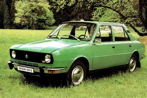 Skoda Estelle 105/120 - Classic Car Review | Honest John