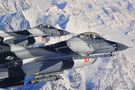 File:USAF F-16 fighters during the Red Flag-Alaska.jpg - Wikimedia Commons