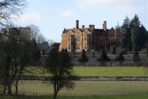 Chilham Castle - Google Maps | London uk, Google maps, Castle