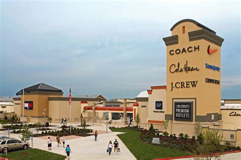 Complete List Of Stores Located At Cincinnati Premium Outlets® - A Shopping Center In Monroe, OH ...