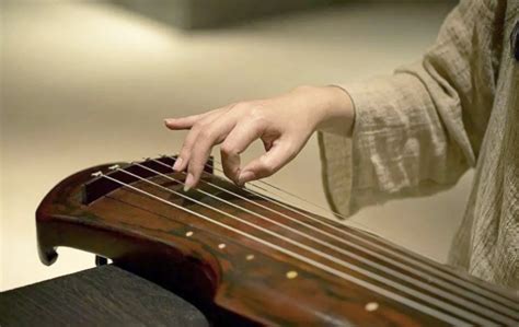 Learn to Play the Guqin | Tribeca Trib Online