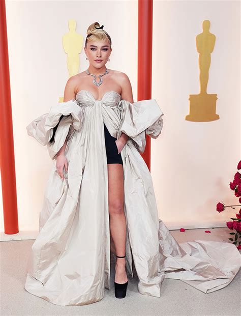 Florence Pugh’s Oscars 2023 Outfit: Rocks Short Shorts & Gown Top ...