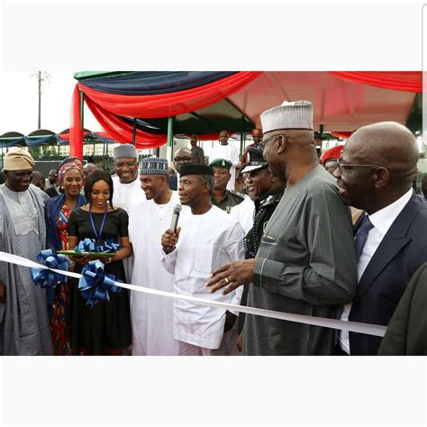 Aliko Dangote Foundation Donates 150 Cars To The Nigeria Police Force ...