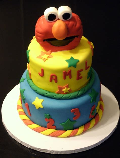 An Elmo Face Cake #Elmo #Sesame Street #CustomCake | Custom cakes, Character cakes, Cake