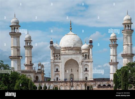 Aurangabad taj hi-res stock photography and images - Alamy