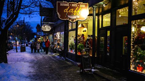 Where to Stay in Ellicottville: Best neighborhoods | Expedia