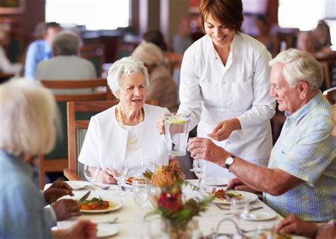 What Restaurants Offer Senior Citizen Discounts? | HotDeals Blog