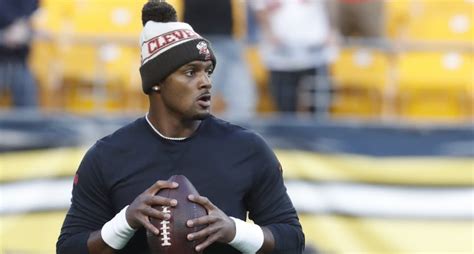 NFL world reacts to huge Deshaun Watson injury update