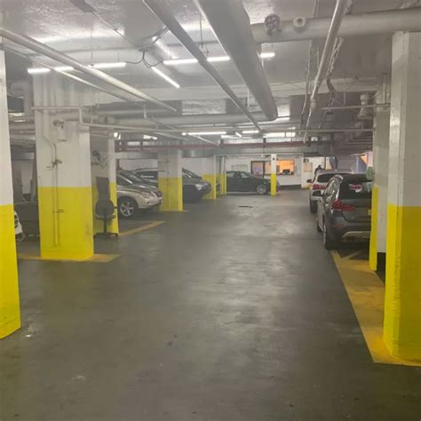 Oversized Vehicles - 20166 Parking LLC - East 67th Street Parking Garage