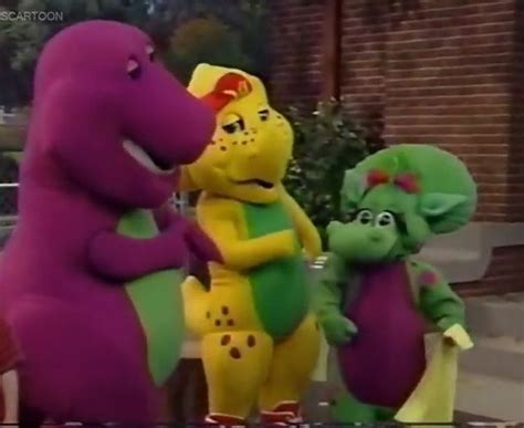 Pin by Anthony Peña on Barney and Friends | Barney & friends, Christmas ornaments, Novelty christmas