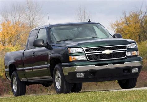 Chevrolet Silverado Hybrid specs, 0-60, quarter mile - FastestLaps.com