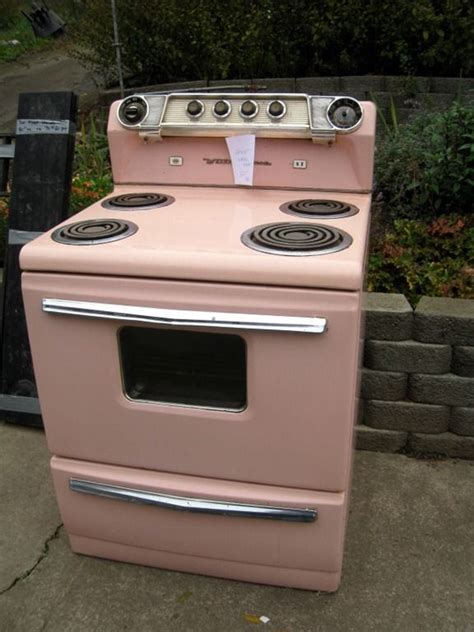 Vintage stoves, Vintage apartment, Old stove