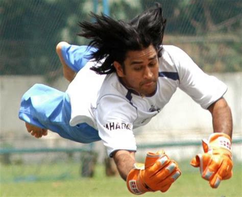 Childhood Pictures: MS Dhoni Childhood Photos