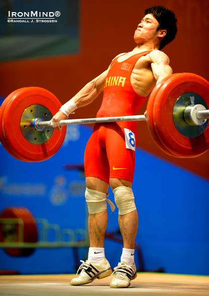 Close Battle Opens 2012 Asian Weightlifting Championships