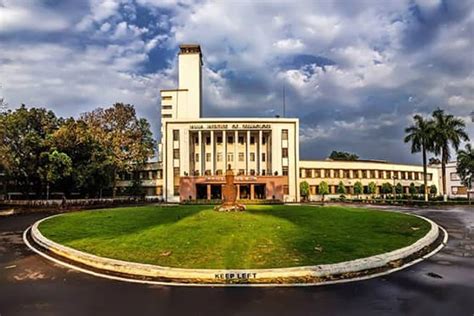 IIT | IIT Kharagpur replaces 5-year MSc course with 4-year BSc programme - Telegraph India