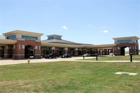 Fort Smith Regional Airport | Arkansas Glass and Mirror