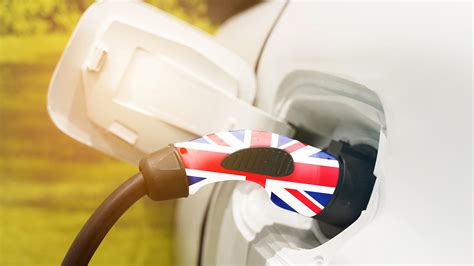 UK announces new 2035 mandate for zero emission vehicles