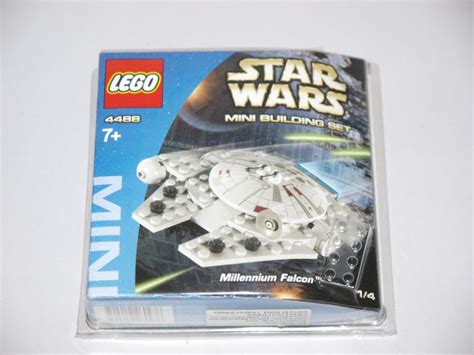 Lego Star Wars set 4488 Millennium Falcon - Mini