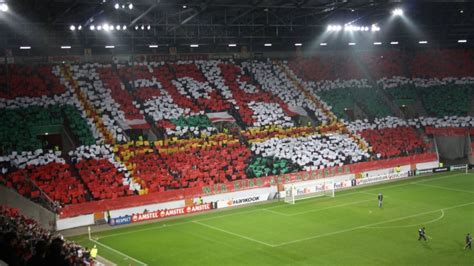 Fc Augsburg - FC Augsburg Players Salaries 2020 (Weekly Wages) - Helmut ...