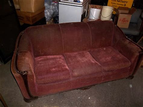 VINTAGE COUCH 1950'S SOFA DAVENPORT OLD NEEDS REUPHOLSTERING WOOD TRIM 3 CUSHION -- Antique ...