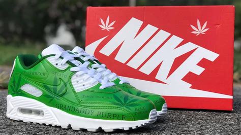 CUSTOM AIR MAX 90 “CANNABIS” REVIEW - YouTube