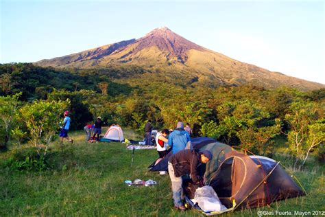 Explore.Dream.Discover: Trekking Mt. Mayon (via New Trail)