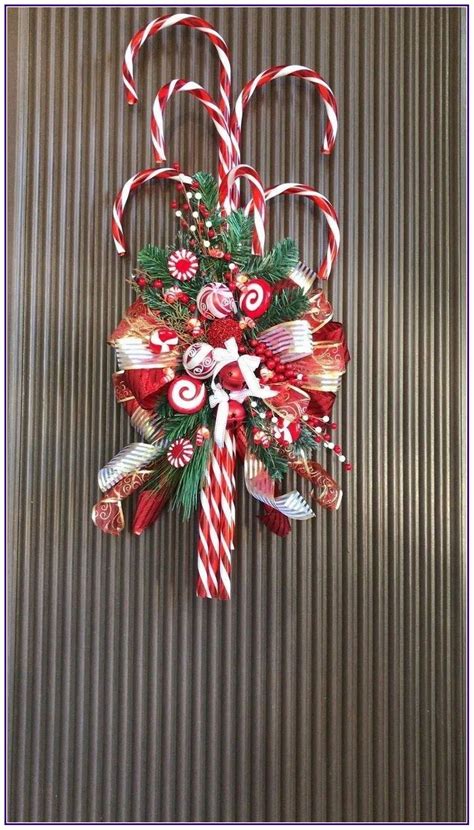 20 strikingly unique christmas wreath ideas 00012 | Christmas door ...