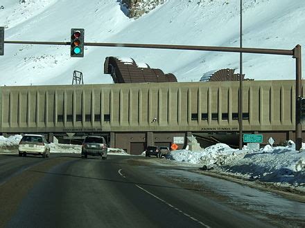 Eisenhower Tunnel - Wikipedia