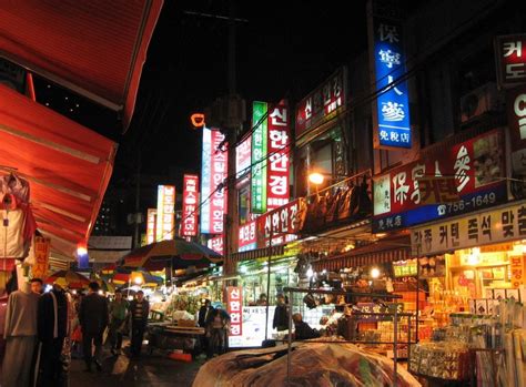 12 Must-Visit Night Markets in Seoul To Explore In 2023