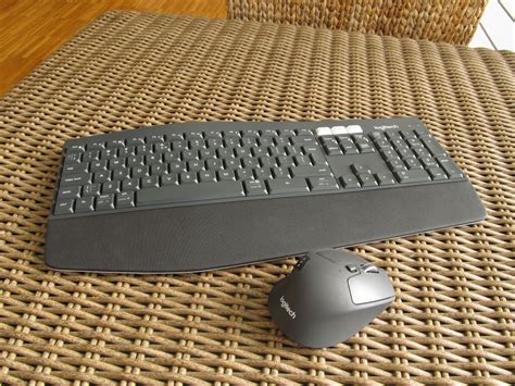 Logitech MK850 Performance Review - Clicking Together | TekTick