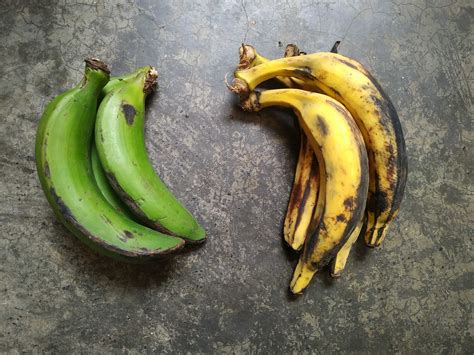 Plantains Vs Green Bananas – Leo Tunapika?