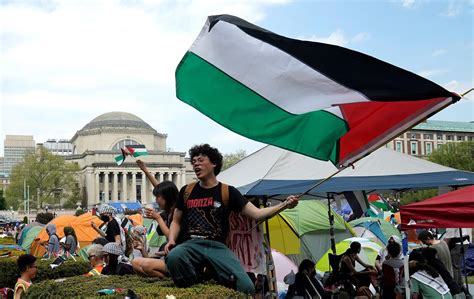 À New York, les manifestants propalestiniens de l'université Columbia ...