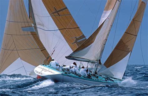 12-Meter yachts competing in the 1987 America’s Cup in Fremantle ...