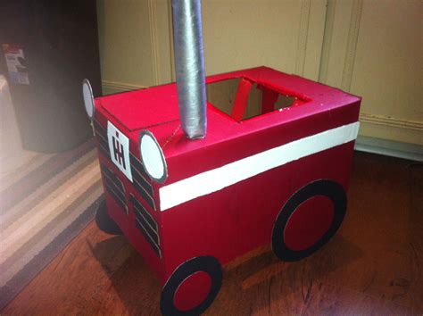 International harvester costume idea Case Ih Tractors, Cool Halloween Costumes, Halloween Ideas ...