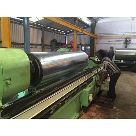 Advanced Cylindrical Grinding Machines, 100000 Per Piece, NEHAL ...