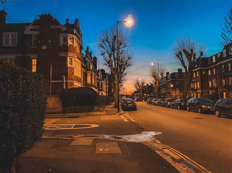 Living in East Finchley: Things To Do, Safety and Rent. Is It Worth It?