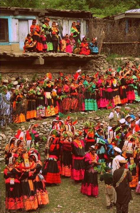 The Kalash People: The Lost Blonde Hair and Blue Eye Tribe of Alexander the Great in Pakistan ...