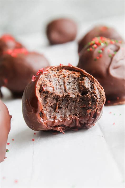 Easy Oreo Truffles