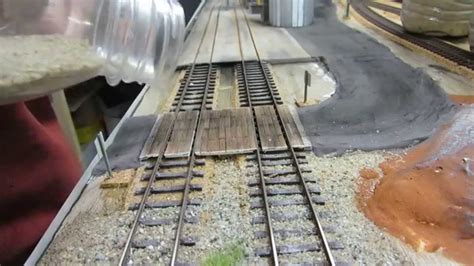 Trendy Train: How to ballast model railroad track