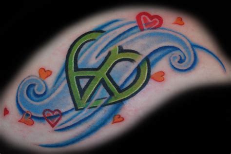 Great Tattoos: Peace Symbol Tattoos