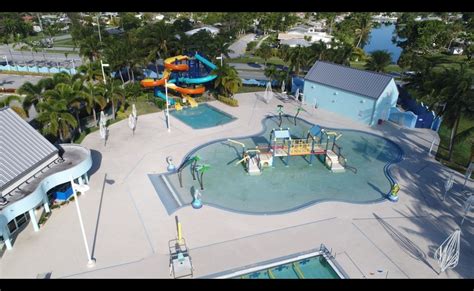 Calypso Cove Aquatic Center in Margate | Florida | Waterpark