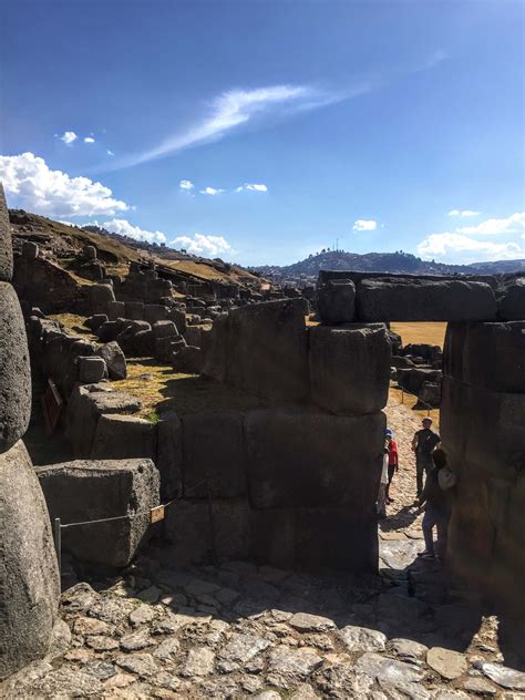 How to Visit Sacsayhuaman + the Surrounding Ruins - Slight North